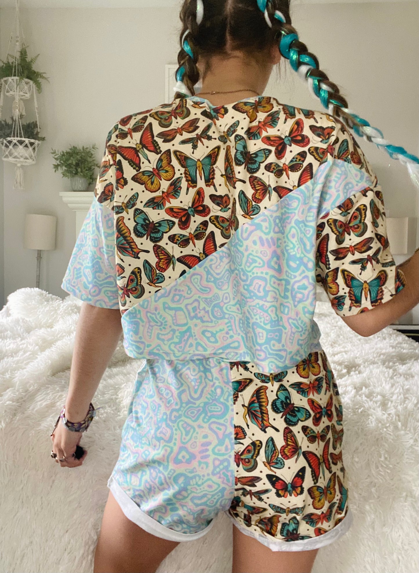 1/2 & 1/2 cropped tee’s