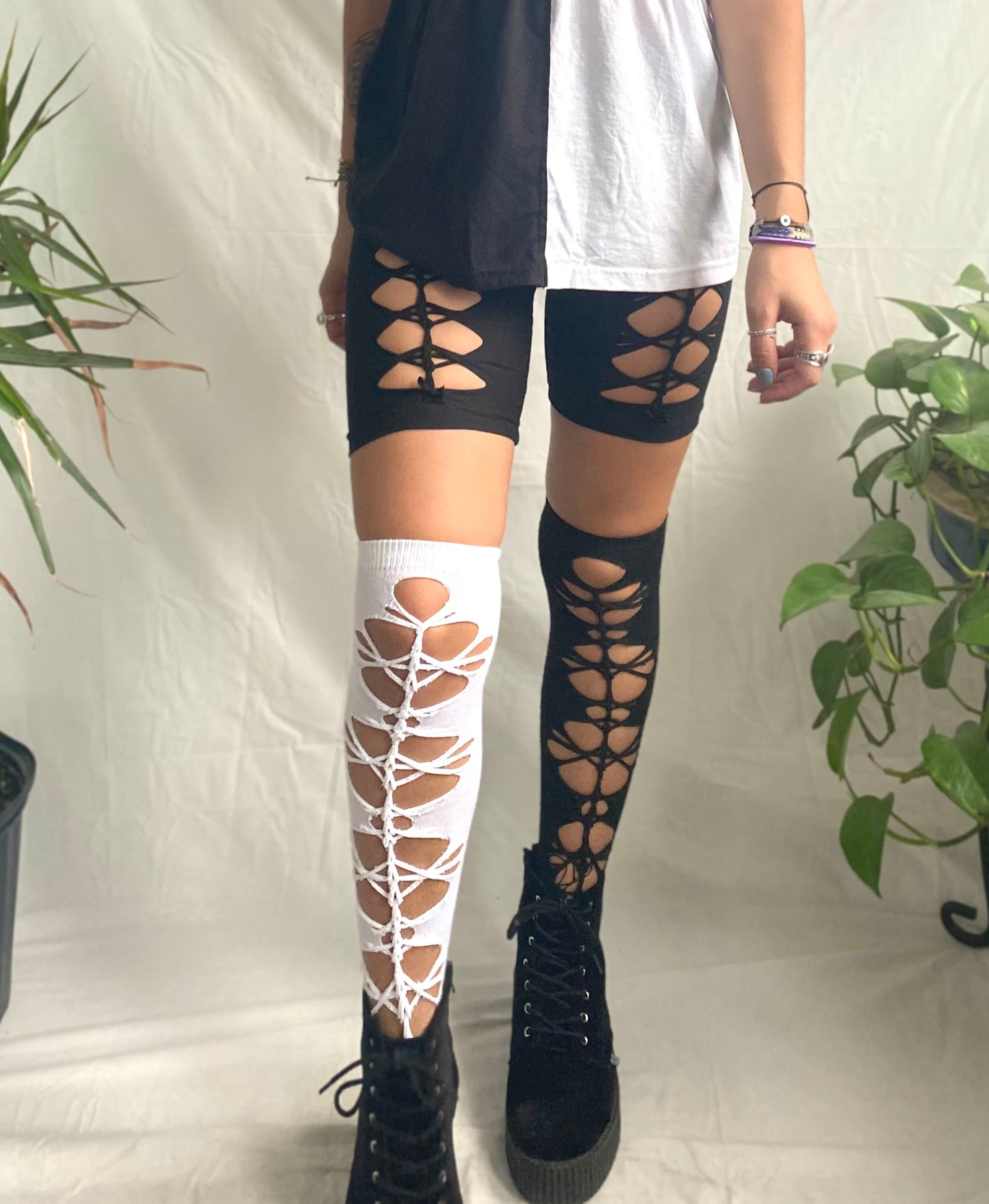 ☯︎︎yin & yang socks☯︎︎