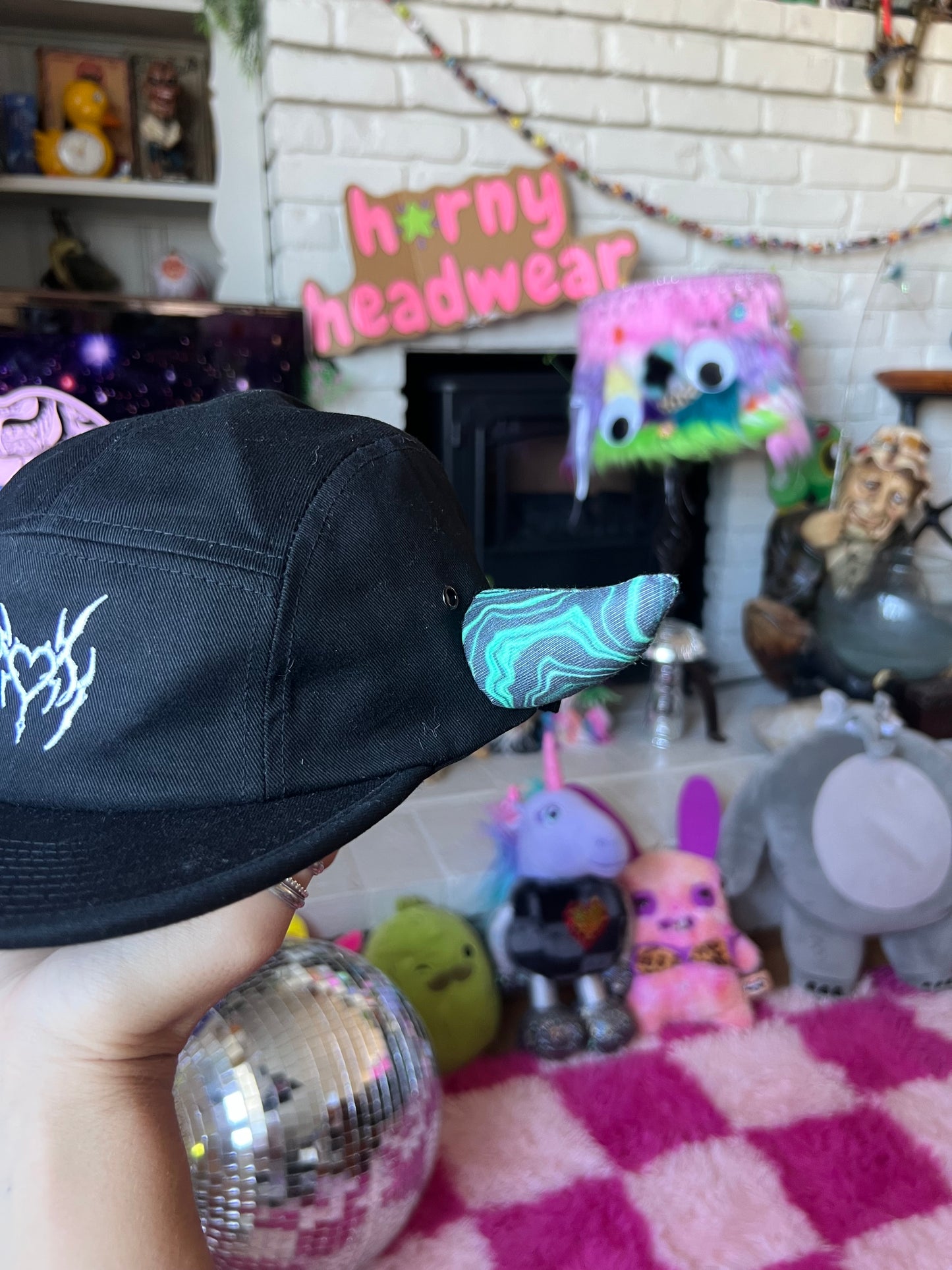 h🌟rny hat 079