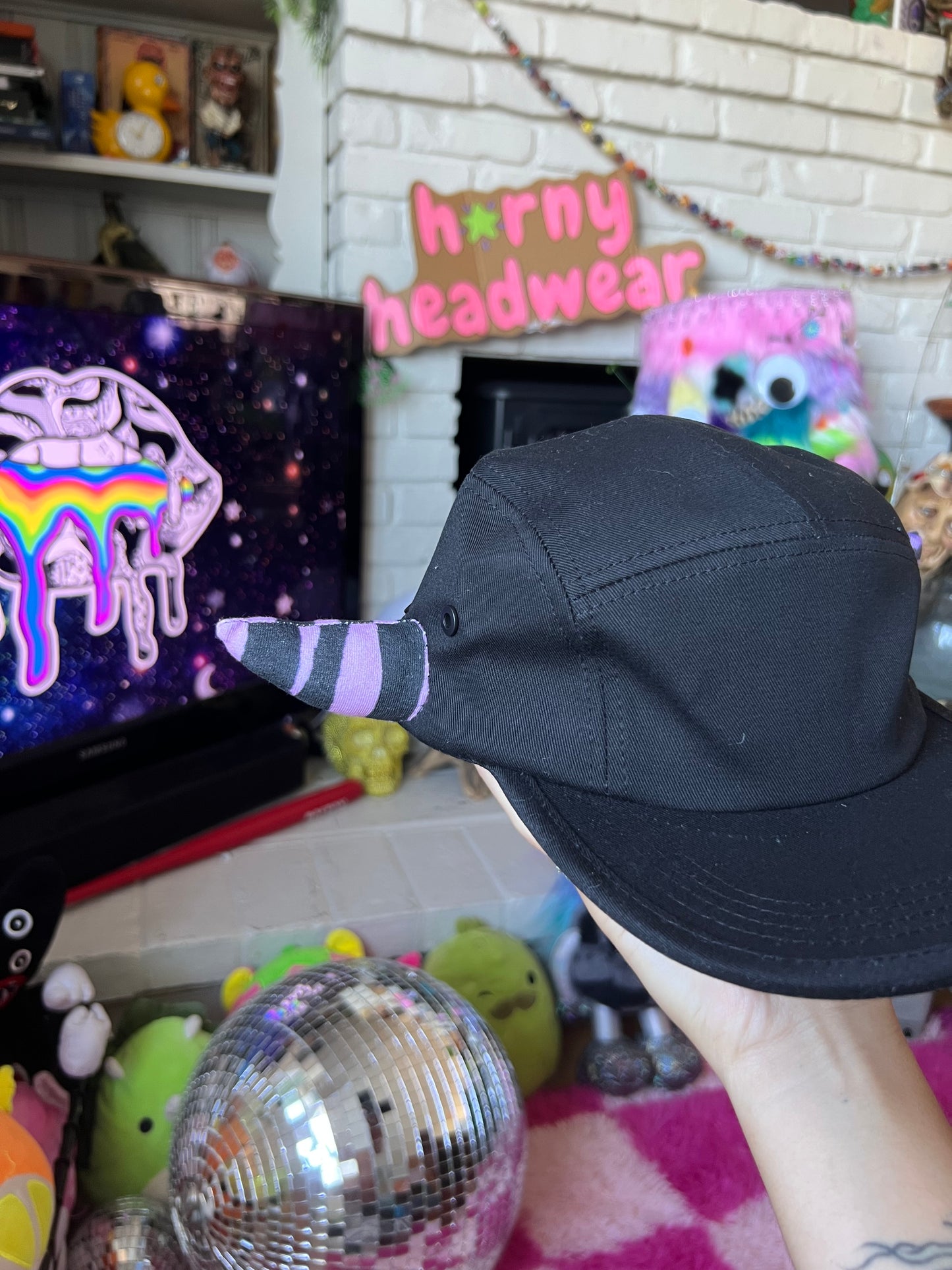 h🌟rny hat 101