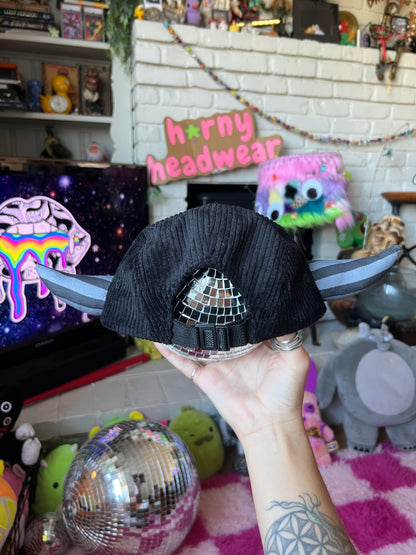 h🌟rny hat 097
