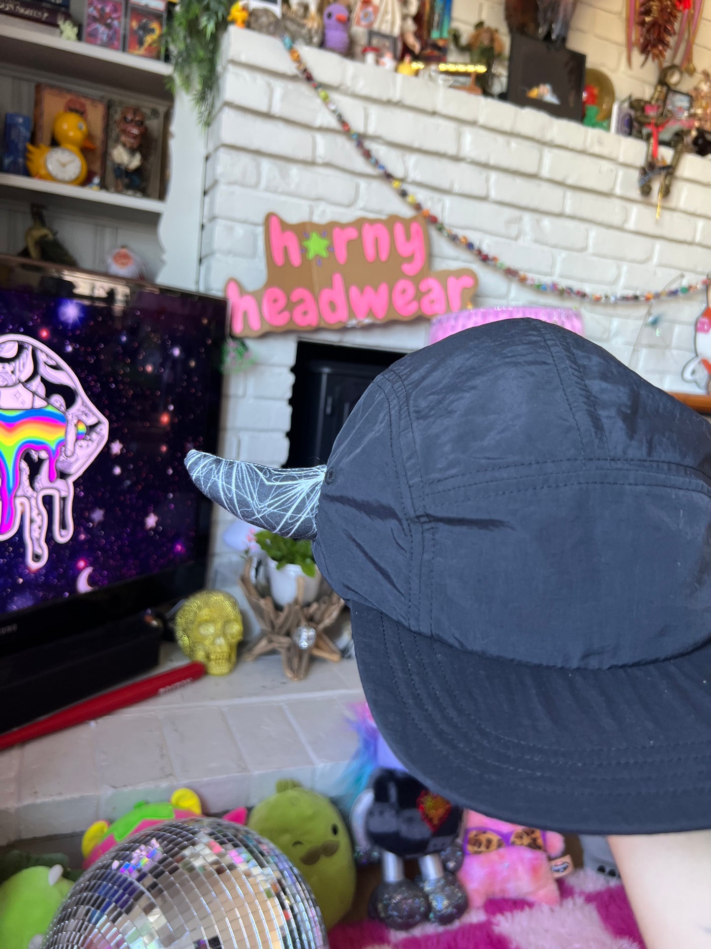 h🌟rny hat 106