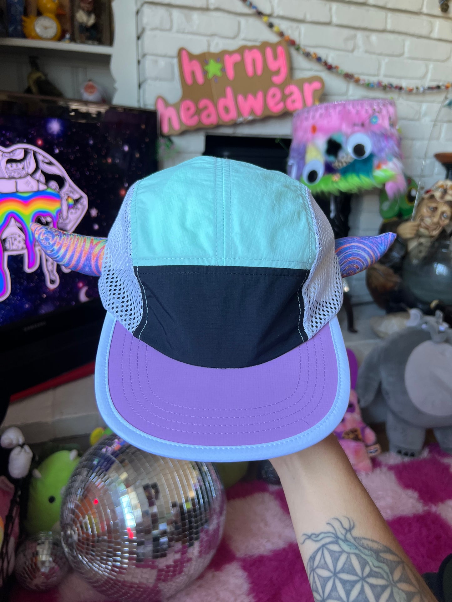 h🌟rny hat 095