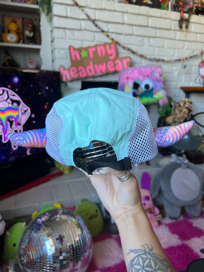 h🌟rny hat 095