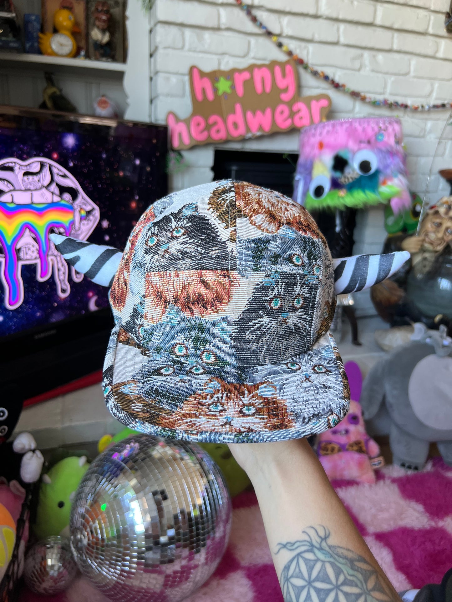 h🌟rny hat 083
