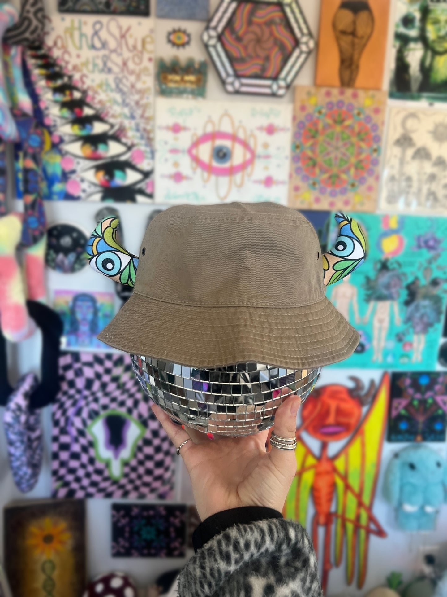 h🌟rny hat SEND IN